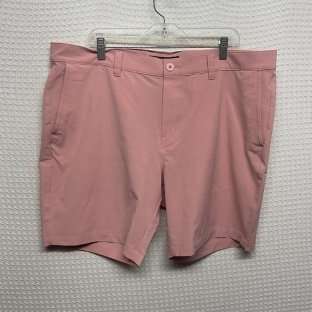 NWOT Travis Mathew 9-Inch Roan Rouge Wanderlust Golf Chino Shorts Men 40 Vietnam